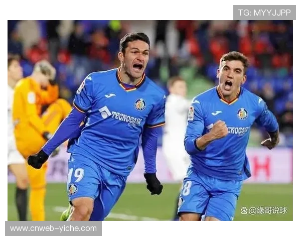 奥萨苏纳主帅利西:“高位逼抢战术不因伤病妥协” 奥萨苏纳主帅利西:“高位逼抢战术不因伤病妥协”